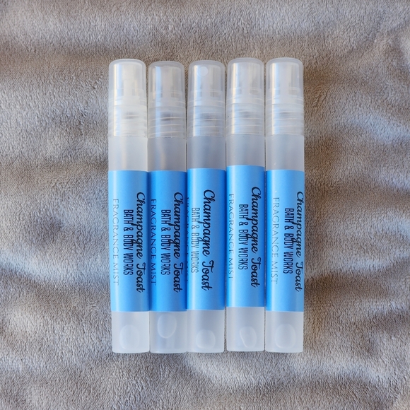 BBW Champagne Toast (Decant) - Picture 3 of 9